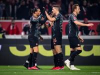 尤文图斯重伤倒地，拜仁全队围拢祈祷，场面感人的简单介绍