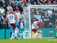 德布劳内打破进球荒，那不勒斯球迷集体高唱助威的简单介绍