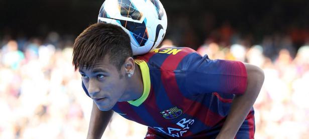 网球赛场焦点！西班牙队对阵澳大利亚队，球星闪耀，全场焦点无人能挡