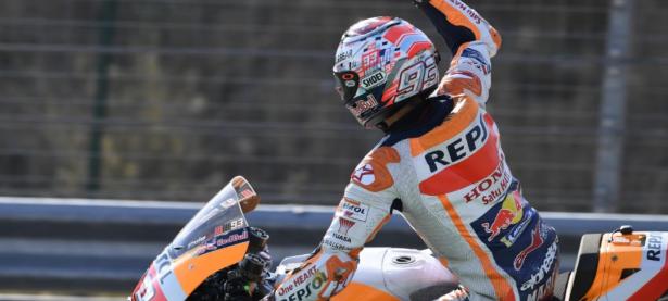 拉齐奥主场逆转击败切沃，领跑积分榜的简单介绍